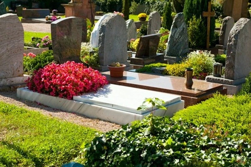 cmentarz, kwiaty